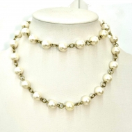 0504832500 - COLAR DE PEROLAS 12MM VIRADAS 80CM<br>QTDE PCT: 1 PC - VAL PCT: R$ 25,10 - PESO UNIT: 40,600g
