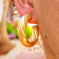 1700459000 - ARGOLA TUBO TORCIDO TAM 22MM<br>QTDE PCT: 3 PAR - VAL PCT: R$ 29,85 - PESO UNIT: 10,200g