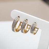 1900050900 - TRIO DE BRINCO ARTICULADO COM PEDRAS E DETALHE CORAO ATRAS<br>QTDE PCT: 2 PAR - VAL PCT: R$ 55,98 - PESO UNIT: 8,800g