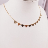 2204025500 - COLAR CHOCKER TRIANGULO<br>QTDE PCT: 2 PC - VAL PCT: R$ 11,80 - PESO UNIT: 2,200g