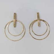 0100219800 - BRINCO STRASS COM ARGOLAS<br>QTDE PCT: 3 PAR - VAL PCT: R$ 20,91 - PESO UNIT: 9,780g