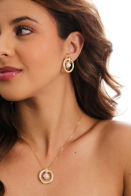 1808010200 - CONJUNTO PROLA NATURAL NO CRCULO<br>QTDE PCT: 3 PC - VAL PCT: R$ 38,97 - PESO UNIT: 6,100g