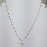 0104029600 - COLAR DE PROLA BARROCA 45CM<br>QTDE PCT: 2 PC - VAL PCT: R$ 9,72 - PESO UNIT: 2,500g