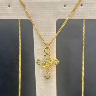 0504832900 - COLAR CRUZ COM COROA ZIRCONIA<br>QTDE PCT: 4 PC - VAL PCT: R$ 50,00 - PESO UNIT: 1,700g