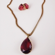 2208009000 - CONJUNTO GOTA CORRENTE LACRAIA<br>QTDE PCT: 1 PC - VAL PCT: R$ 43,50 - PESO UNIT: 16,500g