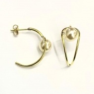 1700467100 - ARGOLA 1/2 ARO GOTA PEROLA TAM 25MM<br>QTDE PCT: 5 PAR - VAL PCT: R$ 29,50 - PESO UNIT: 2,500g