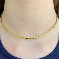 1704105200 - GARGANTILHA CHOCKER FIO LAMINADO E TORCIDO NO MEIO TAM 120MM<br>QTDE PCT: 3 PC - VAL PCT: R$ 20,40 - PESO UNIT: 10,700g