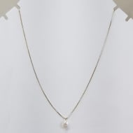 0104029500 - COLAR DE PEROLA BARROCA 45CM<br>QTDE PCT: 2 PC - VAL PCT: R$ 10,78 - PESO UNIT: 2,680g