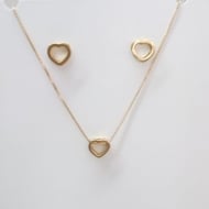 2408004200 - CONJUNTO CORAO VAZADO<br>QTDE PCT: 3 PC - VAL PCT: R$ 45,87 - PESO UNIT: 4,700g