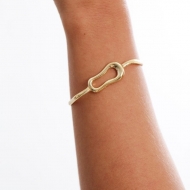 2403004300 - PULSEIRA COM ACESSORIO<br>QTDE PCT: 3 PC - VAL PCT: R$ 45,87 - PESO UNIT: 5,600g